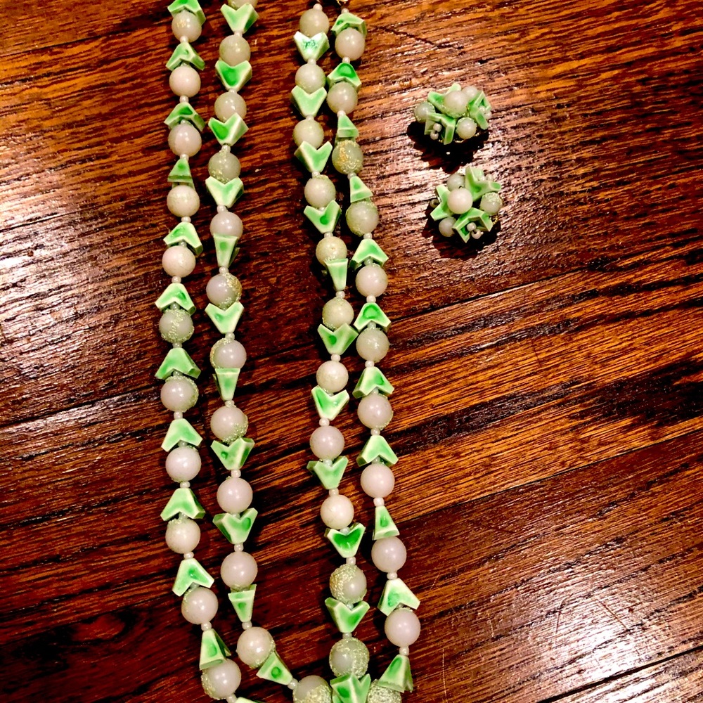 Vintage mint lucite necklace and earrings